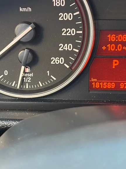 BMW X1 2011 photo 3