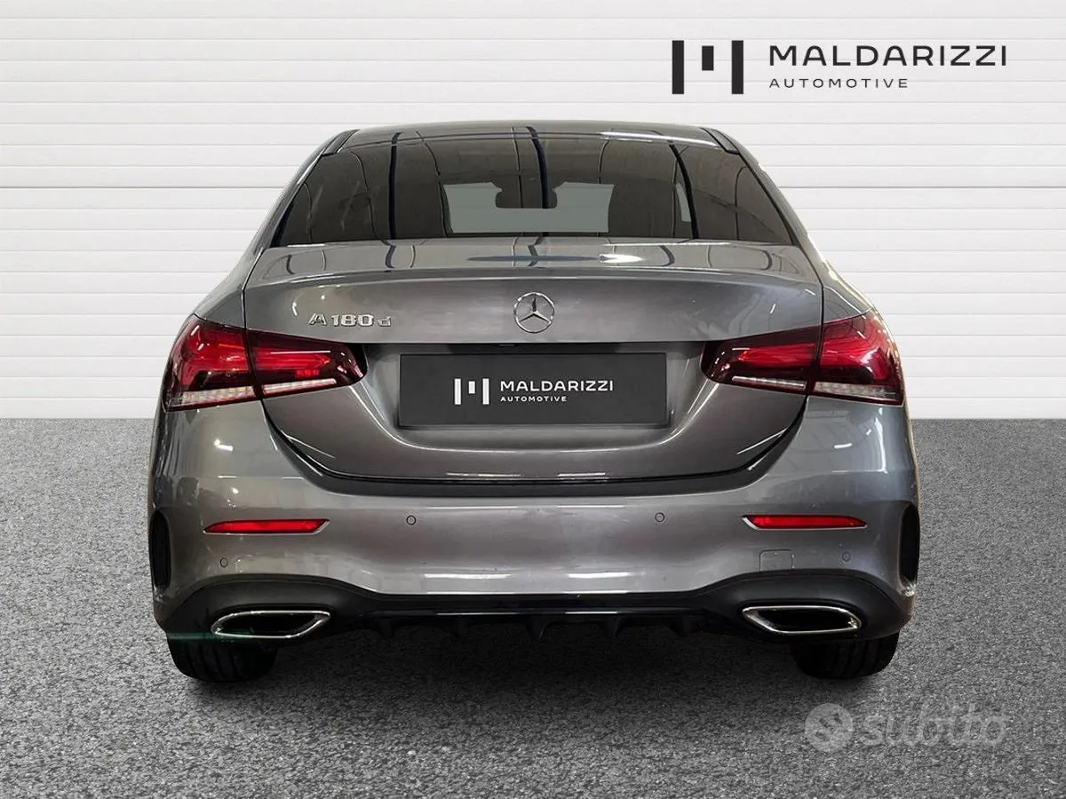 Mercedes-Benz A 180 D 2023 photo 3