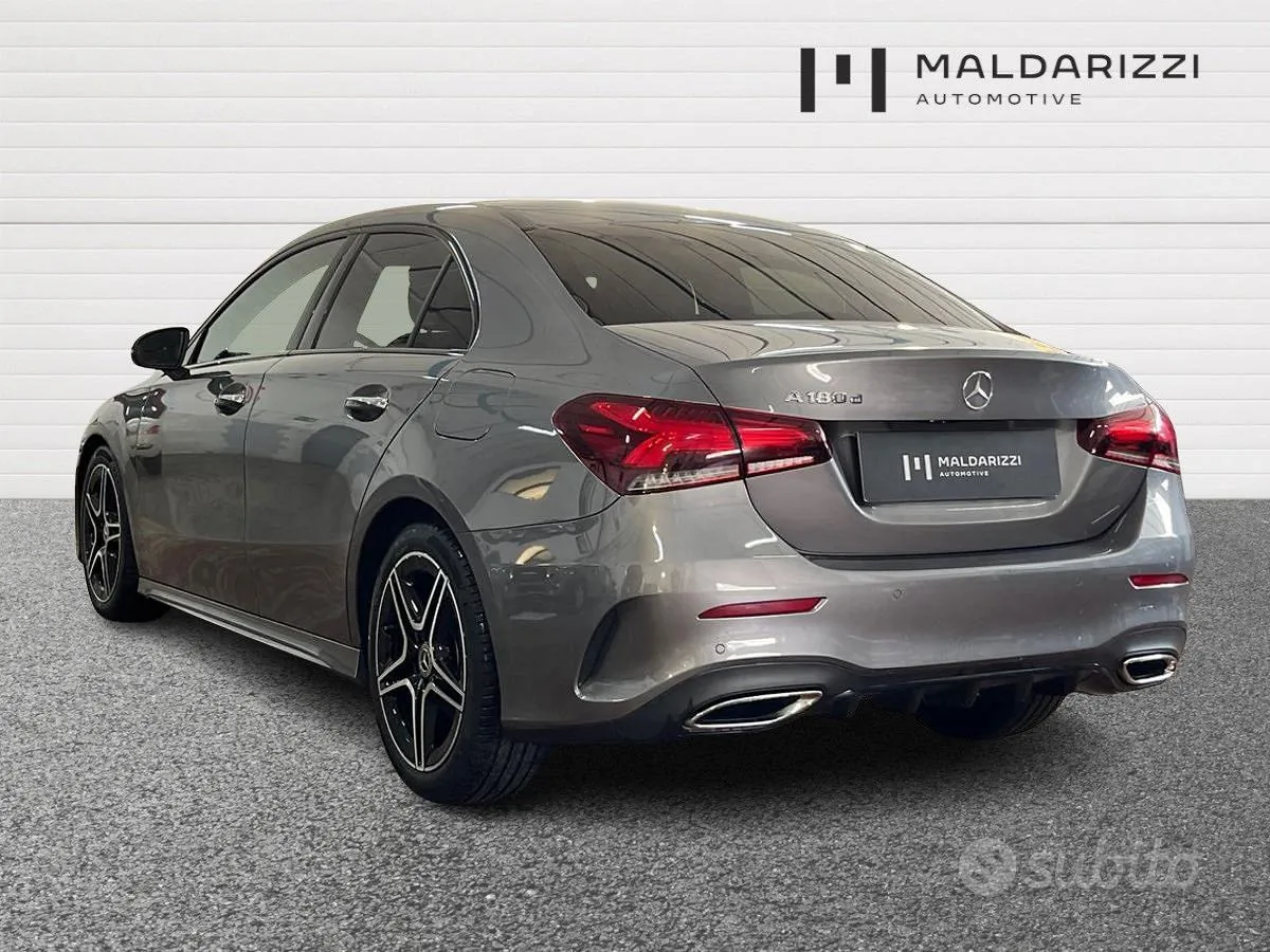 Mercedes-Benz A 180 D 2023 photo 4