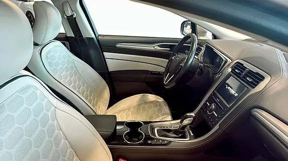 Ford Mondeo 2018 photo 3