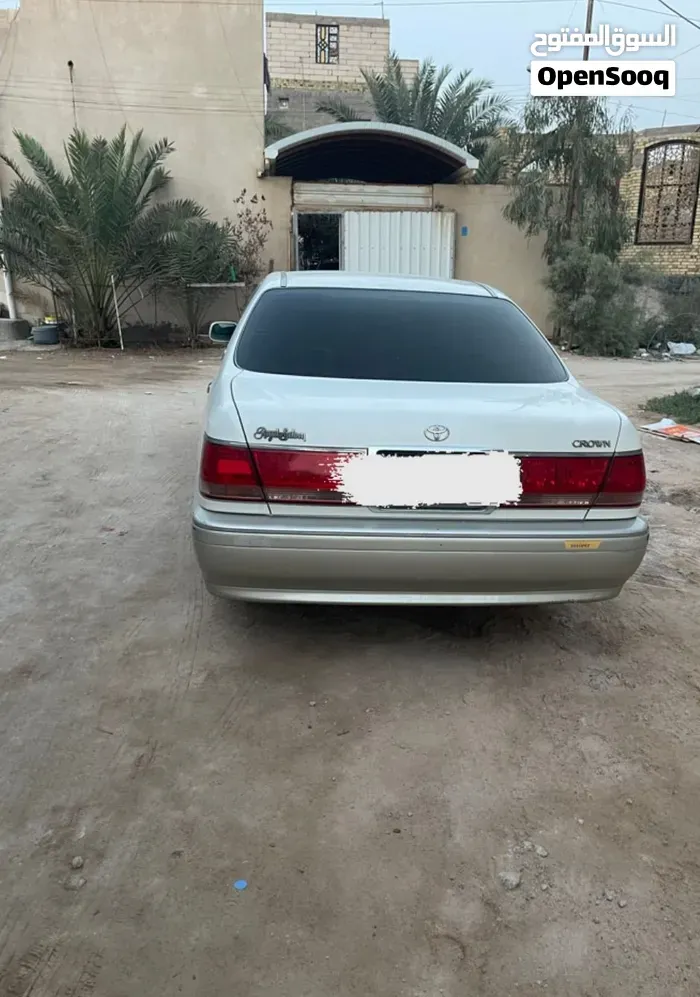 Toyota Crown 2001 photo 4