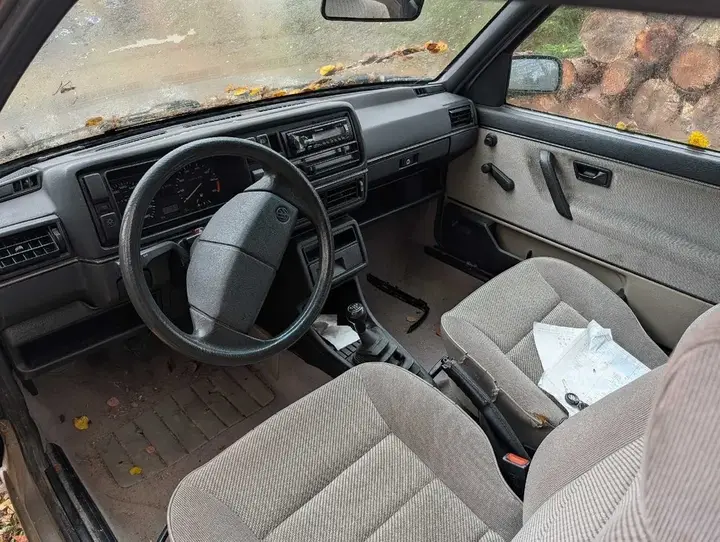 Volkswagen Golf 1990 photo 2