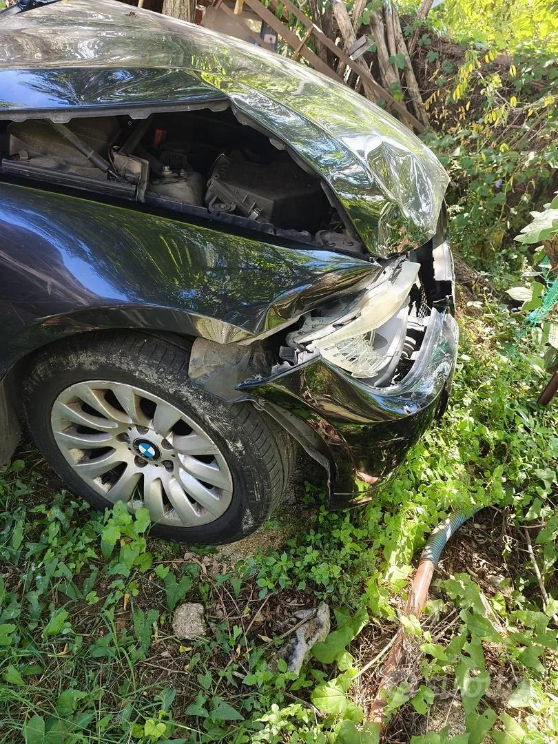 BMW 3 Series 2008 photo 2