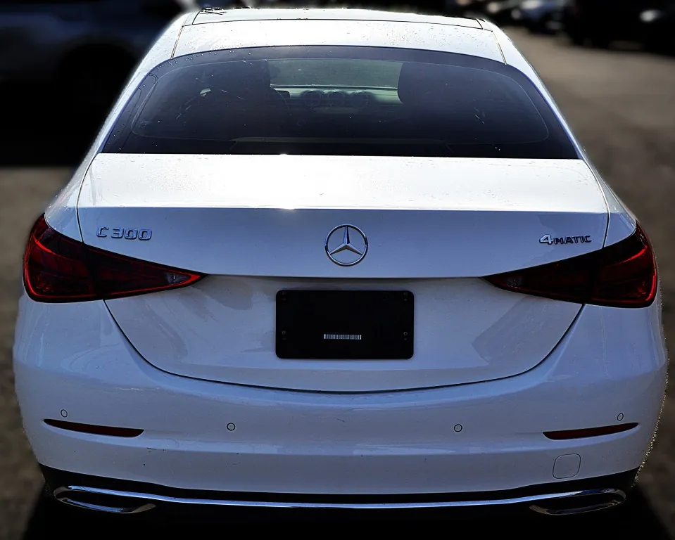 Mercedes-Benz C-Class 2023 photo 4