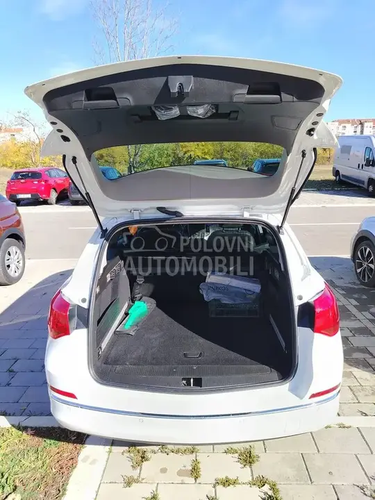 Opel Astra J 2016 photo 4