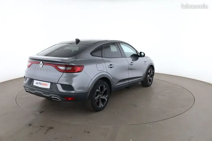 Renault Arkana 2023 photo 3