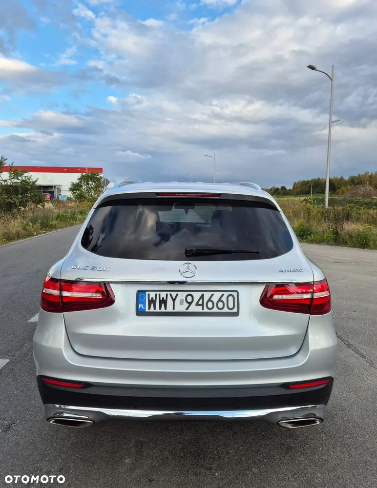 Mercedes-Benz Glc 2018 photo 5