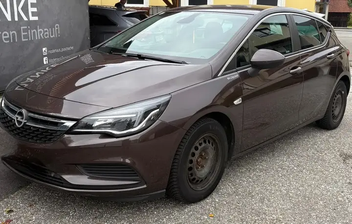 Opel Astra 2015 photo 3