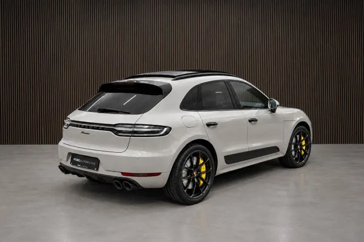 Porsche Macan 2021 photo 2