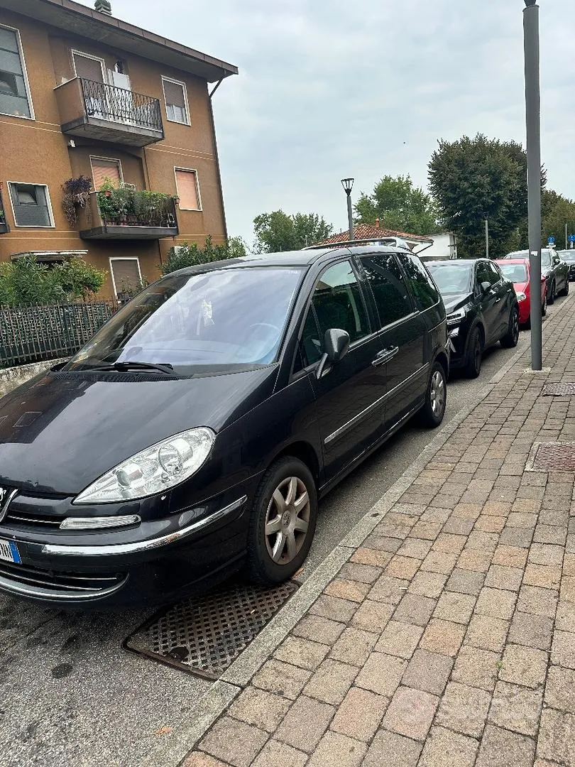 Peugeot 807 2006 photo 2