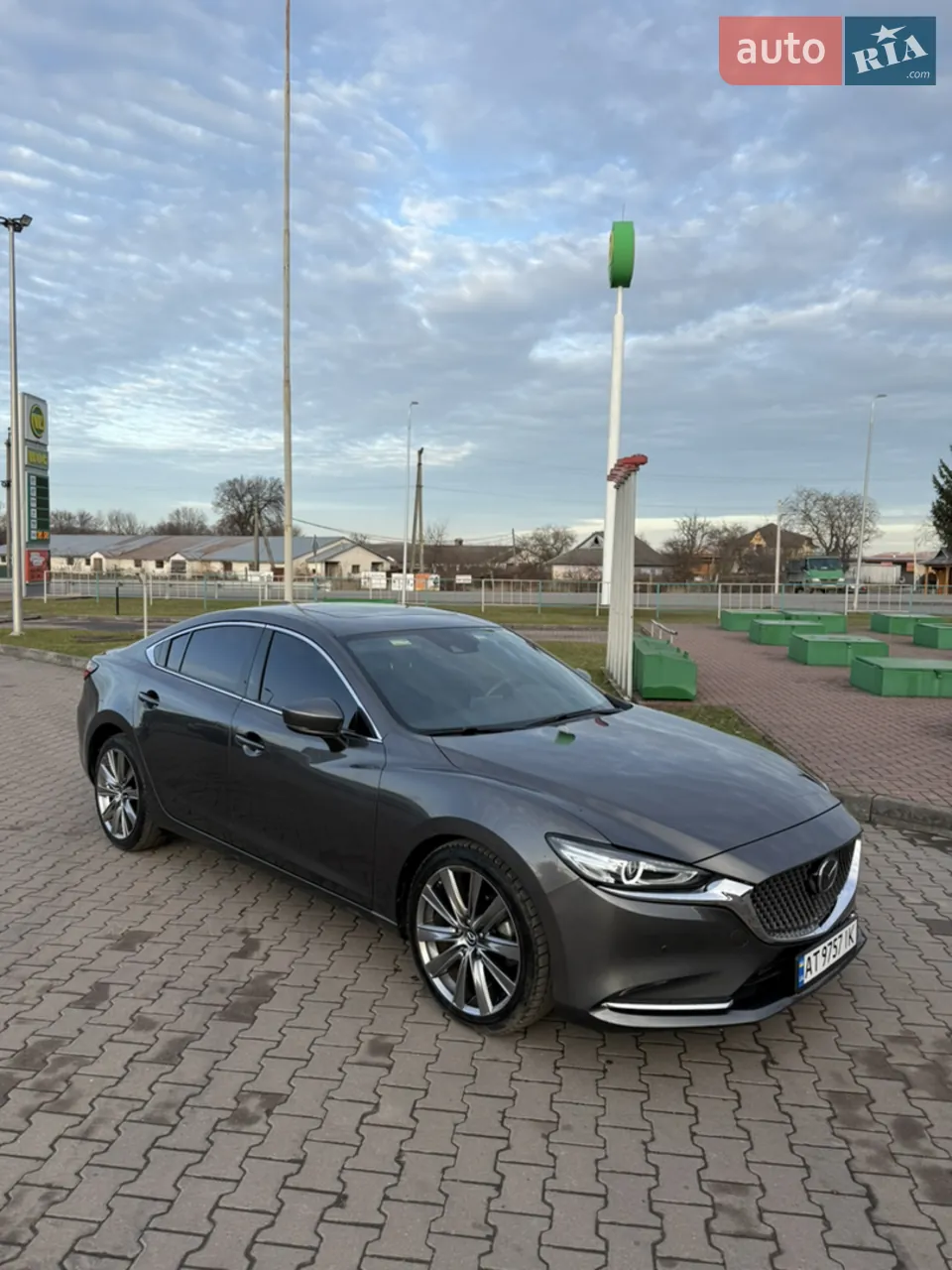 Mazda 6