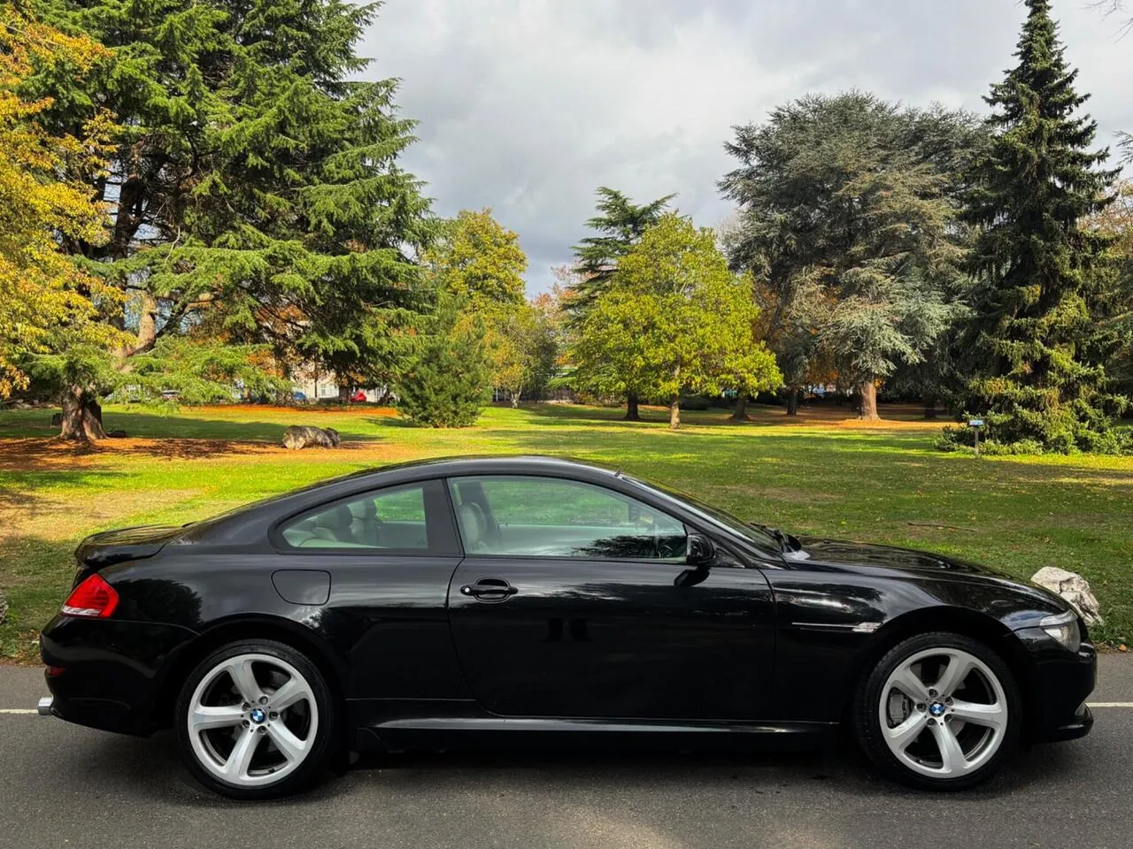BMW 6 Series 2009 photo 2
