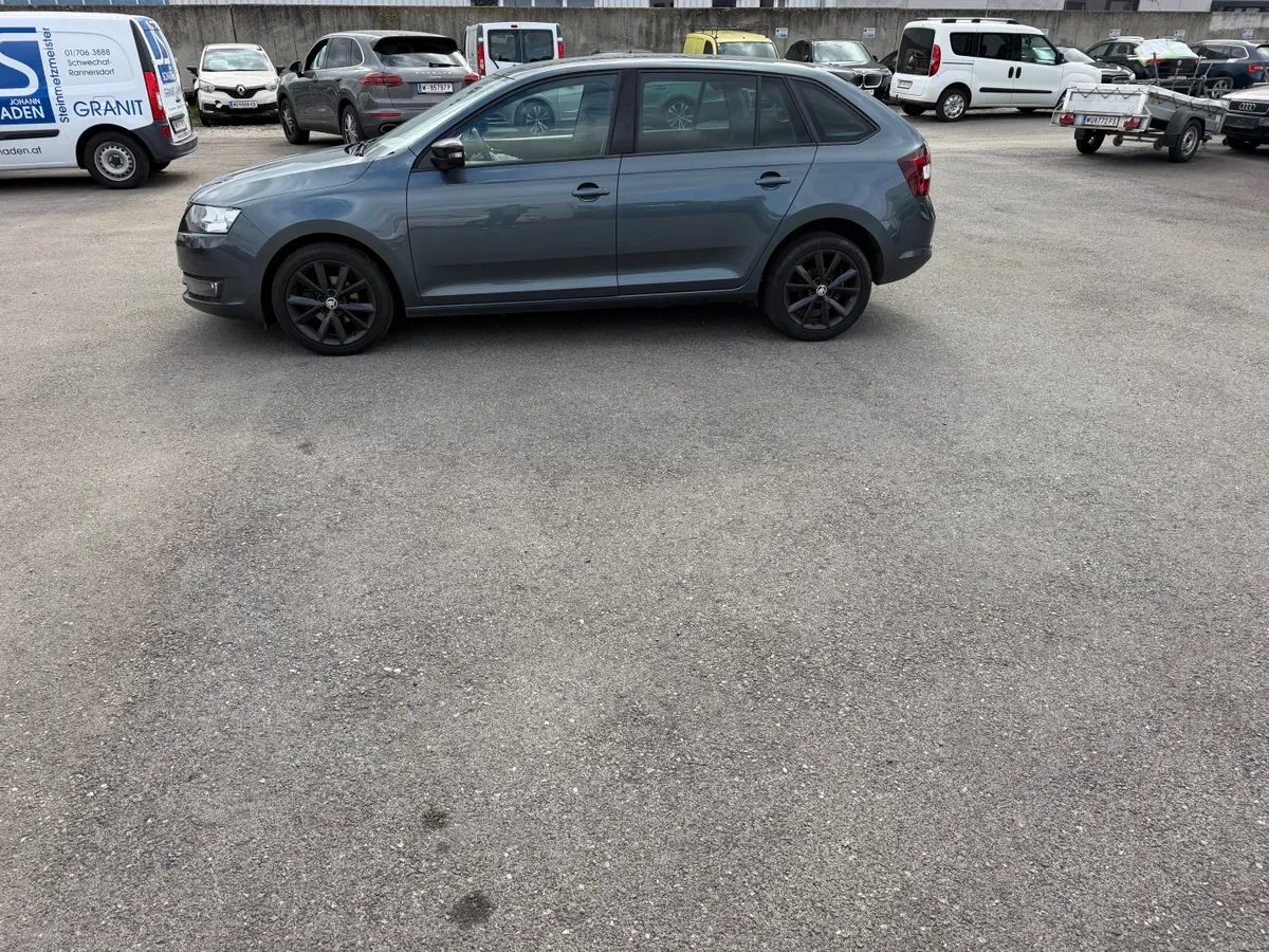 Skoda Rapid 2016 photo 2