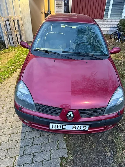 Renault Clio 2003 photo 2