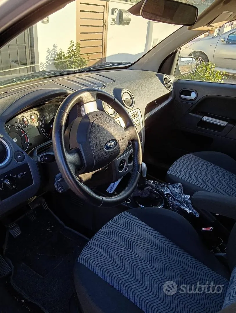 Ford Fusion 2008 photo 4