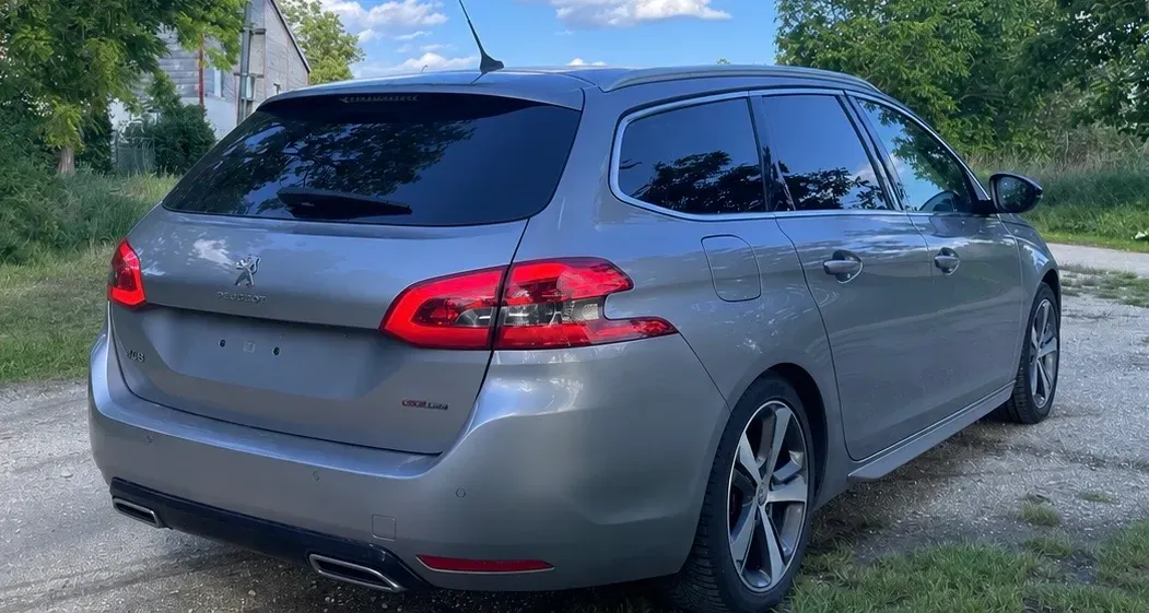 Peugeot 308 2017 photo 2
