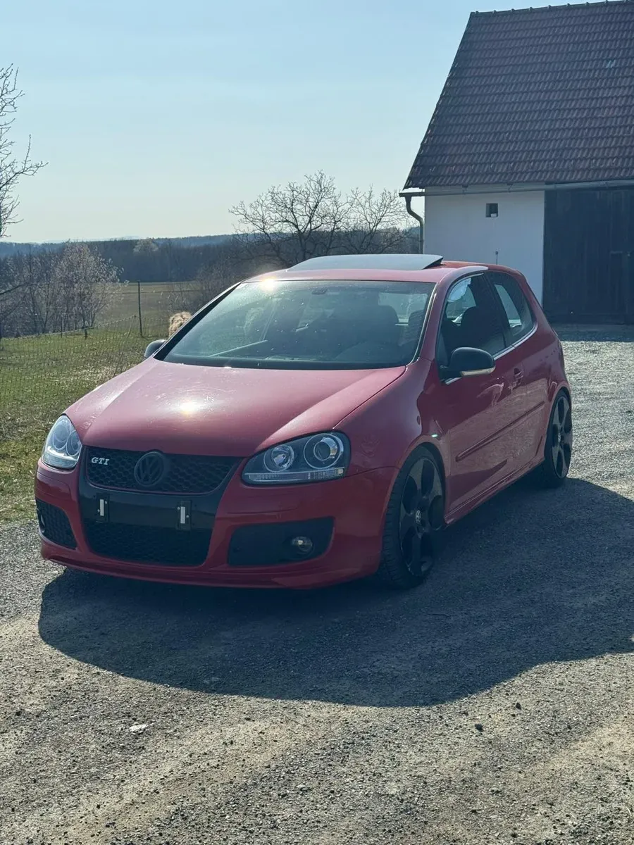 Volkswagen Golf 2005 photo 3