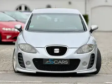 Seat Leon 2006 photo 2