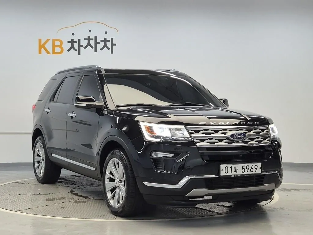 Ford Explorer 2018 photo 4