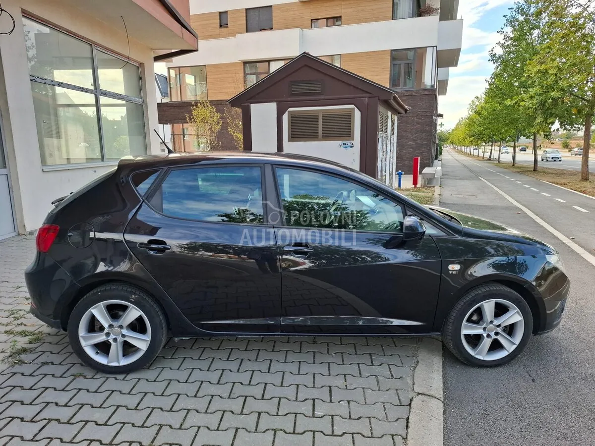 Seat Ibiza 2011 photo 4