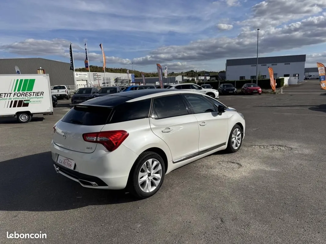 DS Automobiles Ds5 2018 photo 4