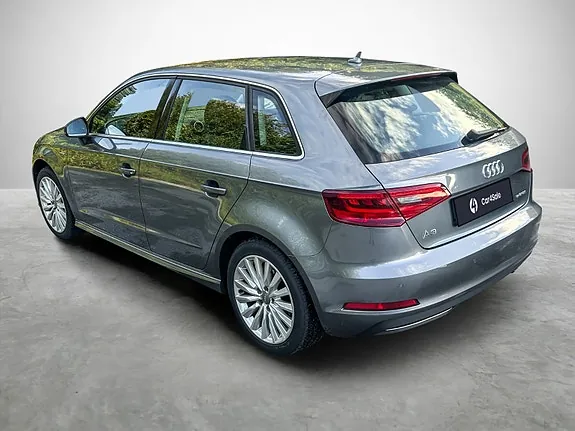 Audi A3 2016 photo 3