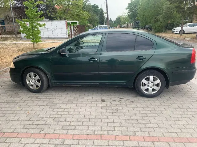 Skoda Octavia 2004 photo 3