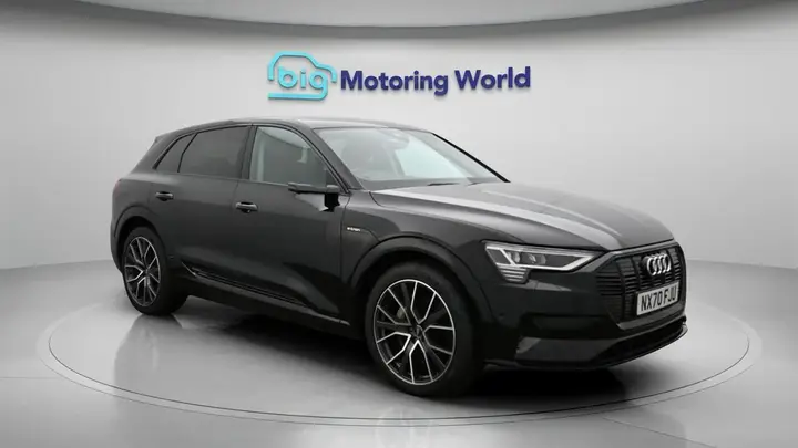 Audi E-Tron 2020 photo 2