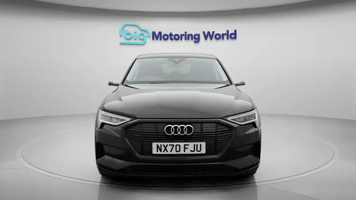 Audi E-Tron 2020 photo 3
