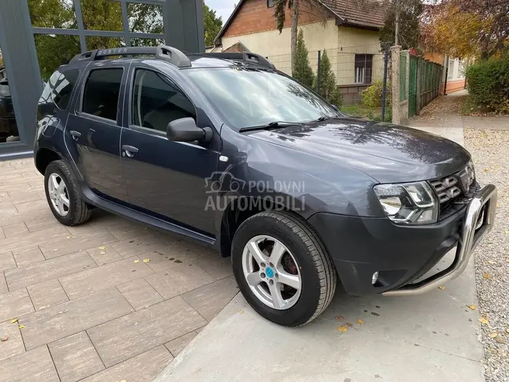 Dacia Duster 2014 photo 2