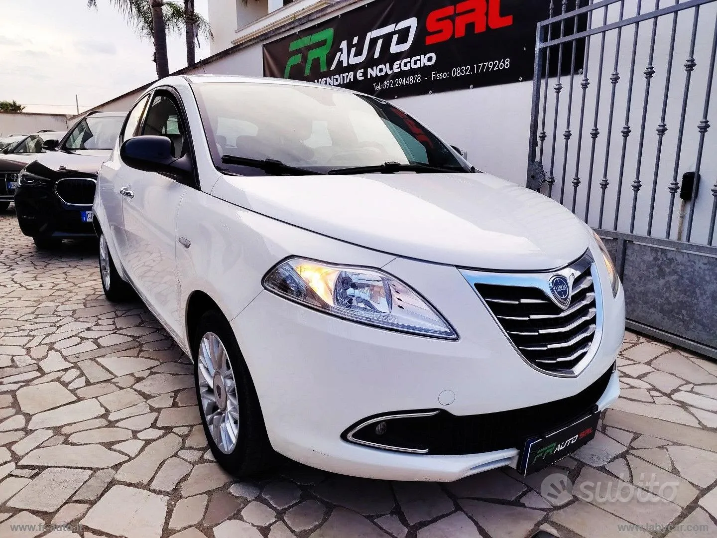 Lancia Ypsilon 2013 photo 2