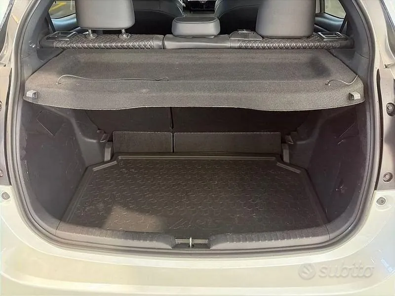 Toyota Yaris 2022 photo 5