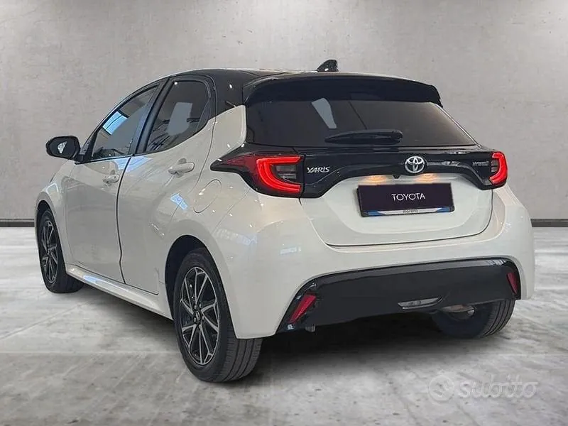Toyota Yaris 2022 photo 4