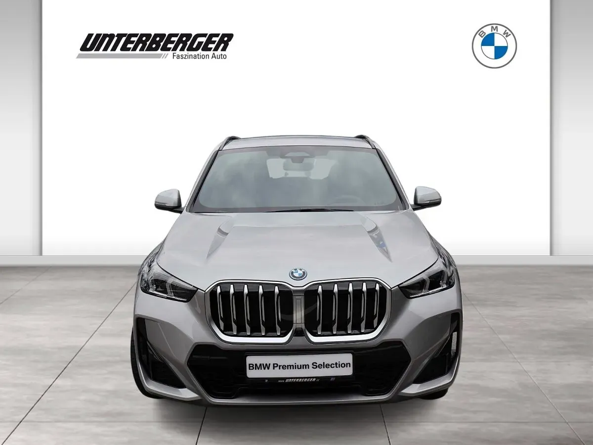 BMW X1 photo 3