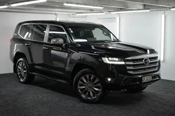 Toyota Land Cruiser 2022 photo 2