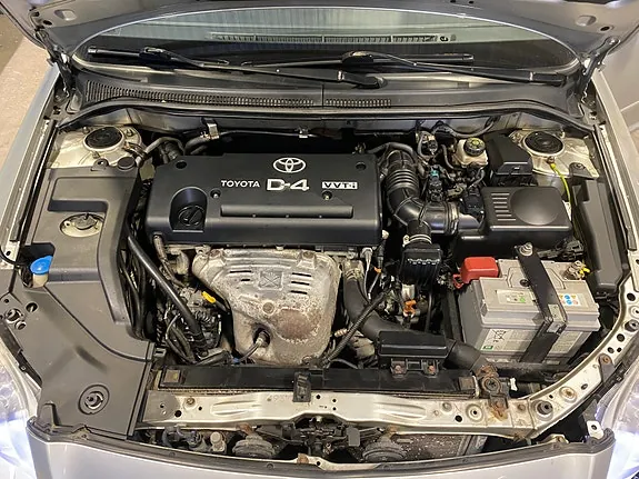 Toyota Avensis 2006 photo 4