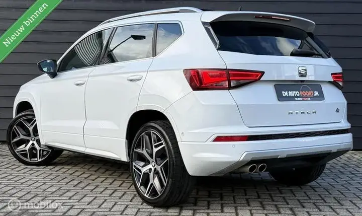Seat Ateca 2018 photo 2