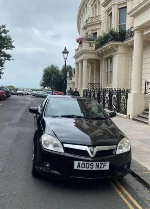 Vauxhall Tigra 2009 photo 2
