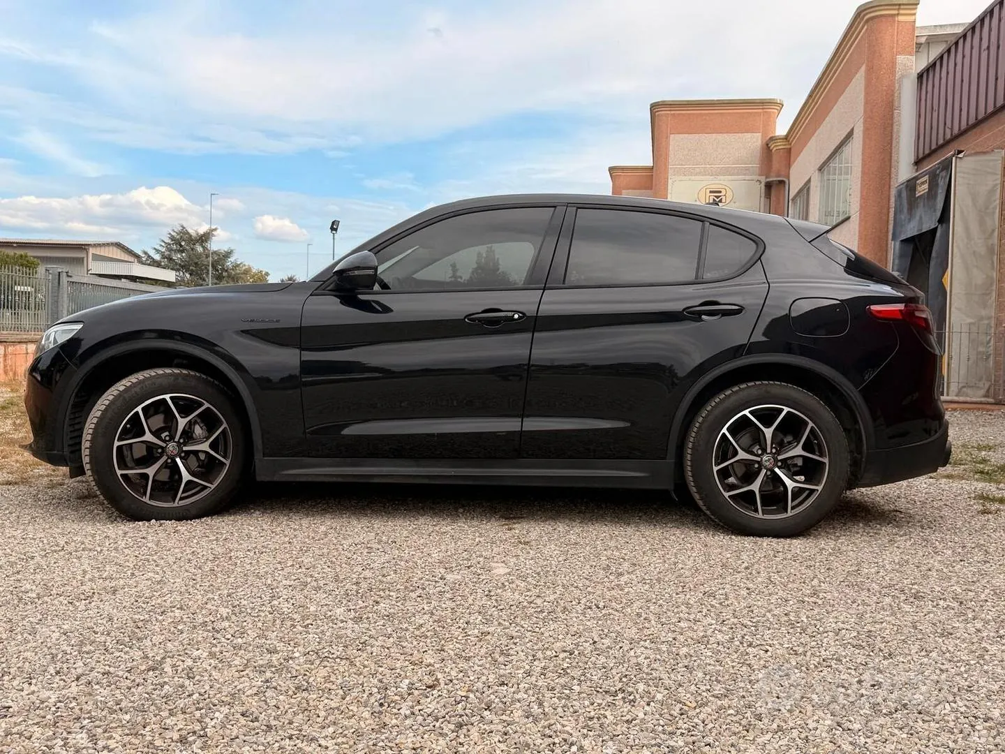 Alfa Romeo Stelvio 2019 photo 2