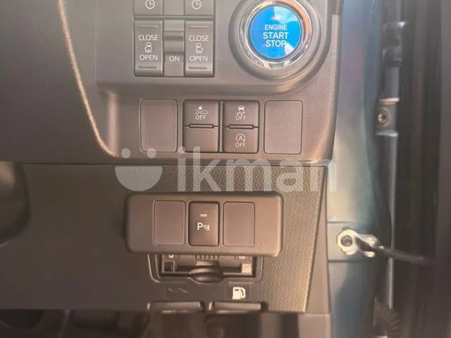 Toyota Roomy 2024 photo 5