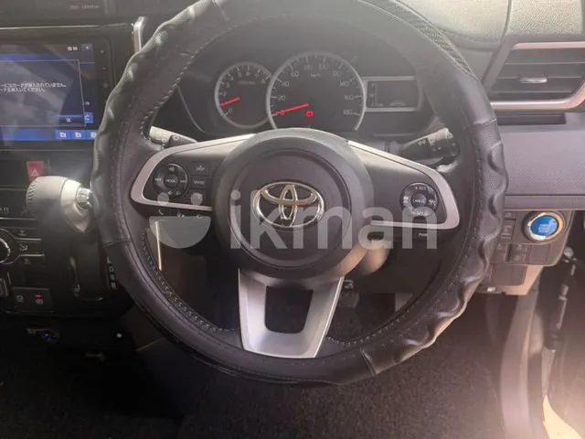 Toyota Roomy 2024 photo 3