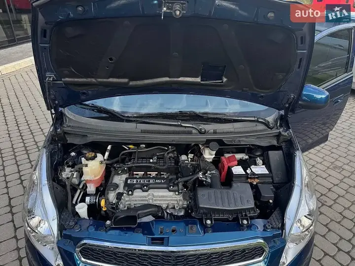 Chevrolet Spark 2021 photo 3