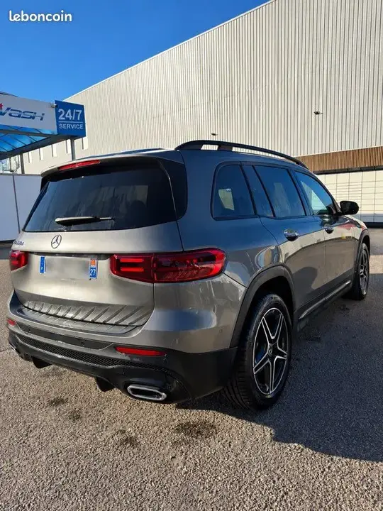 Mercedes-Benz Glb 2025 photo 2
