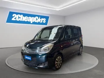 Suzuki Solio 2014 photo 2