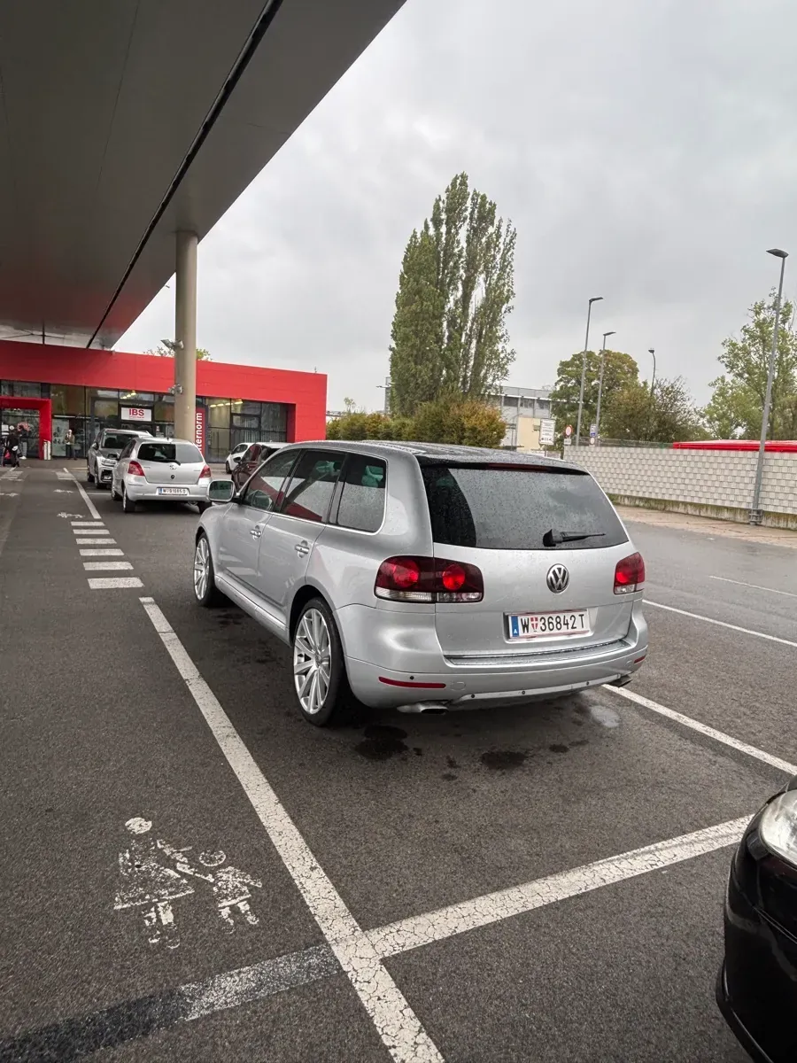 Volkswagen Touareg 2005 photo 3
