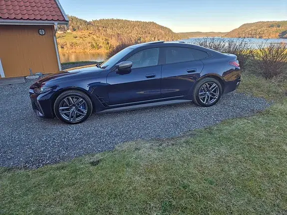 BMW I4 2022 photo 4
