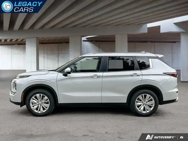 Mitsubishi Outlander 2025 photo 3