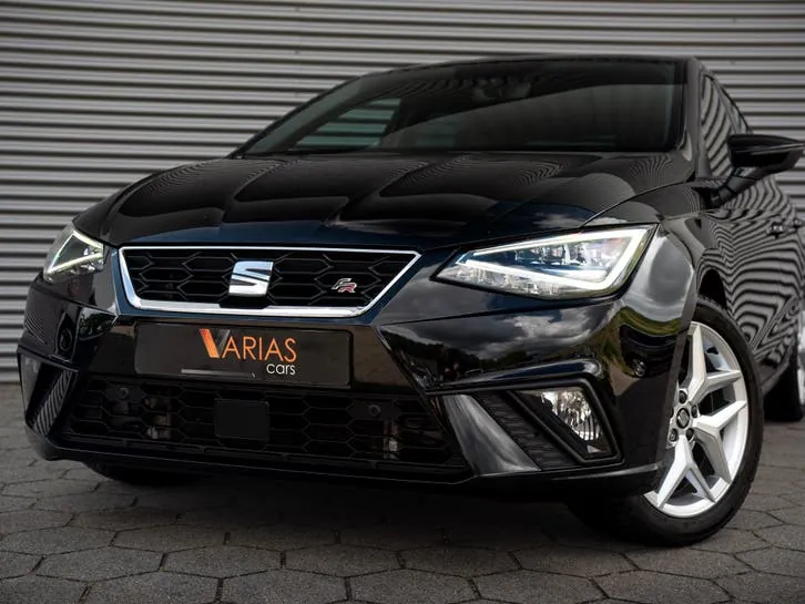 Seat Ibiza 2021 photo 2