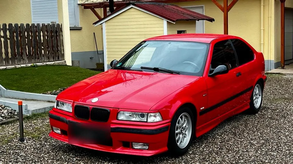BMW 323 Ti Compact