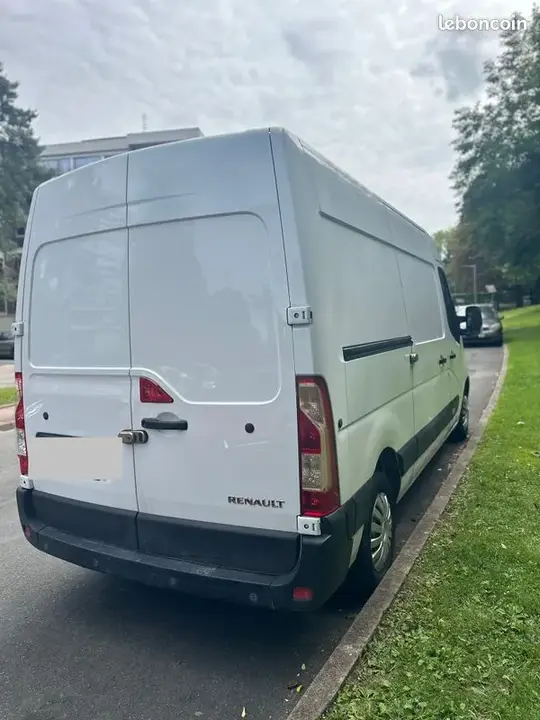 Renault Master 2017 photo 2